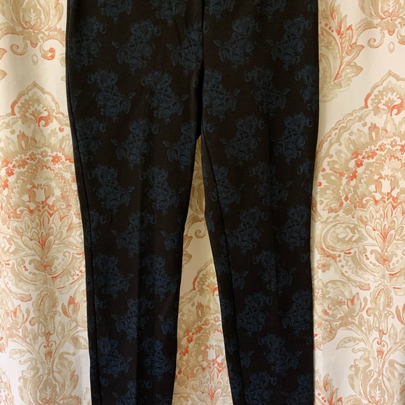 Women’s Alfani pants - Picture 2 of 10